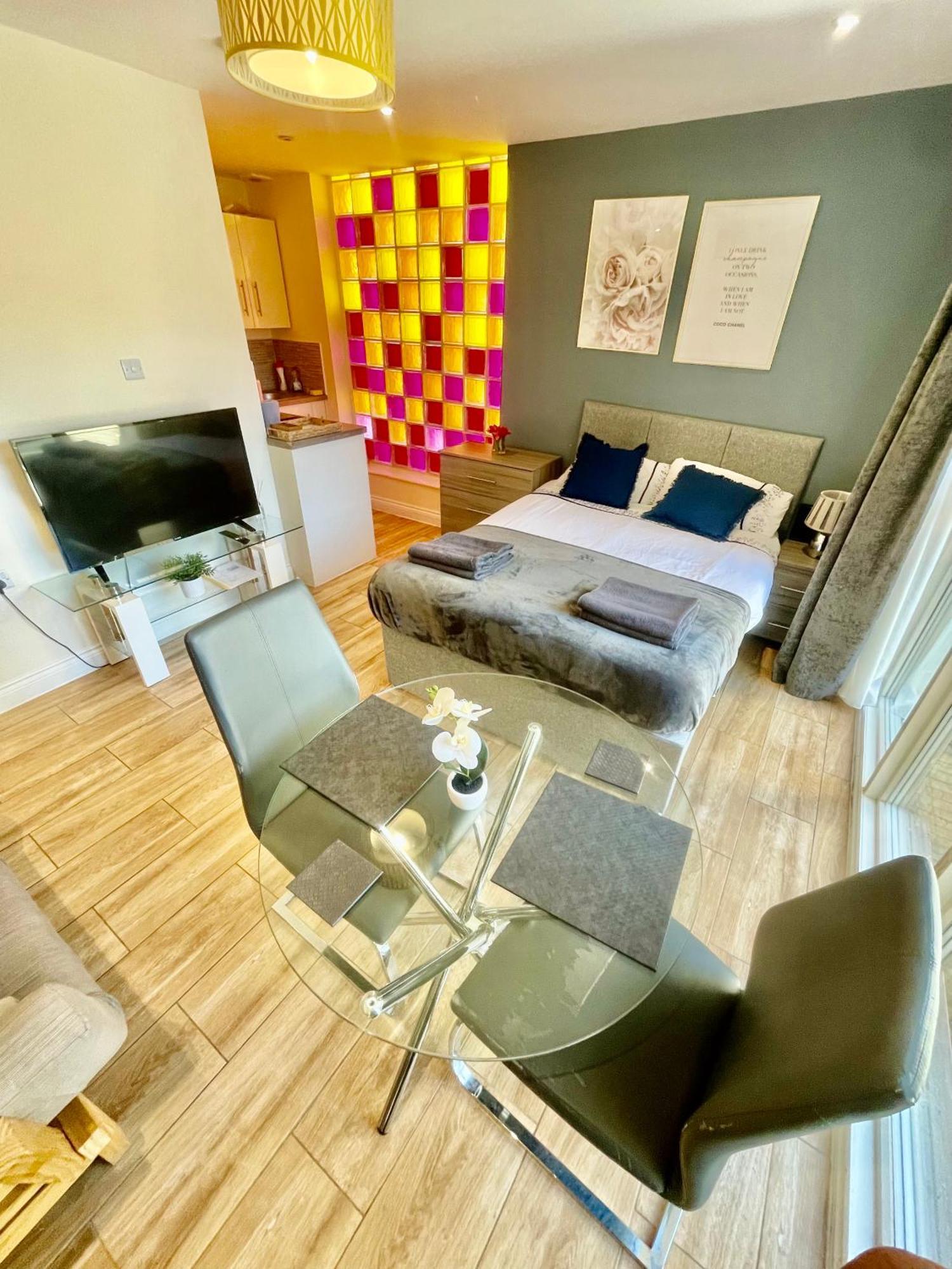 Cambridge City Centre Immaculate Studio Sleeps 2 - Central Location Paradise Street Dış mekan fotoğraf