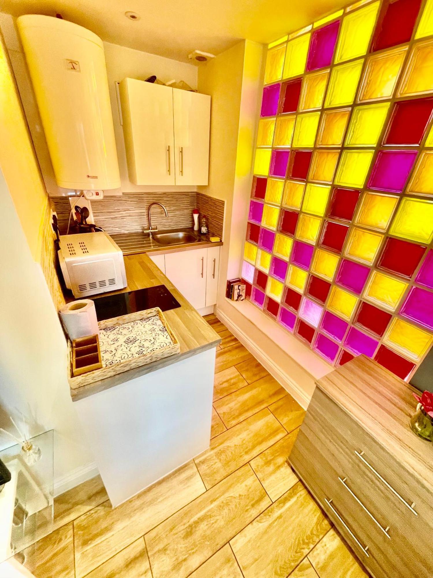 Cambridge City Centre Immaculate Studio Sleeps 2 - Central Location Paradise Street Dış mekan fotoğraf